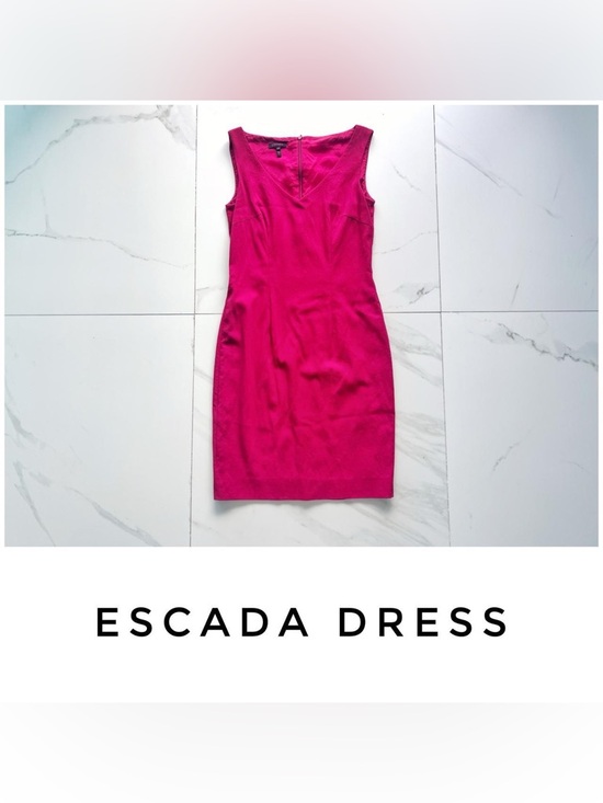 Escada Dresses & Skirts - Escada dress size 4 34 red wool